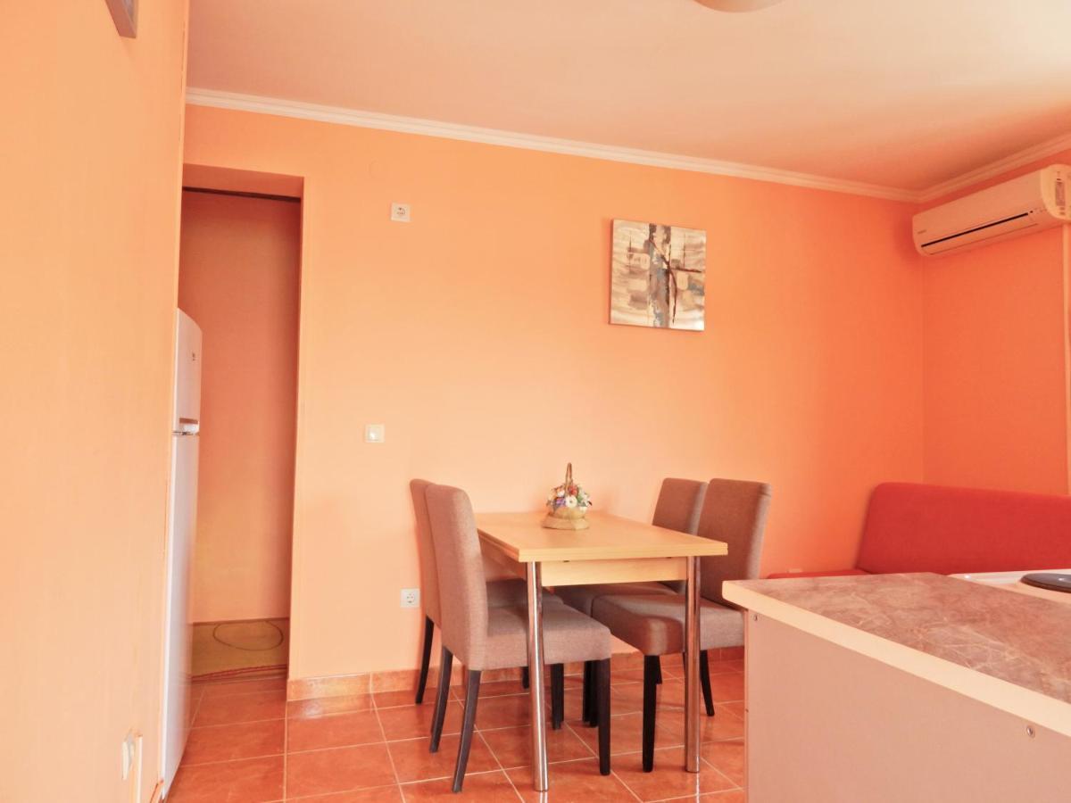 Apartmani Sindik Τίβατ Εξωτερικό φωτογραφία
