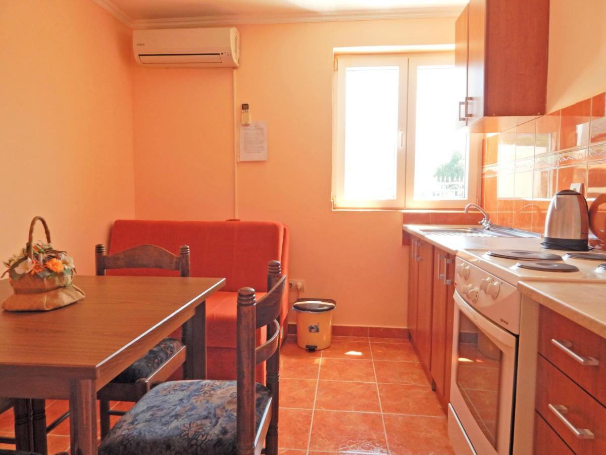 Apartmani Sindik Τίβατ Εξωτερικό φωτογραφία